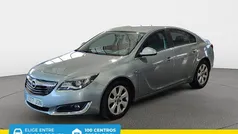 Gris plata Usado 2015 Opel Insignia Selective Berlina | 8790 € (Buen precio)