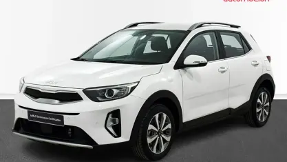Usado Kia Stonic 100 CV (73 kW) 2022 SUV