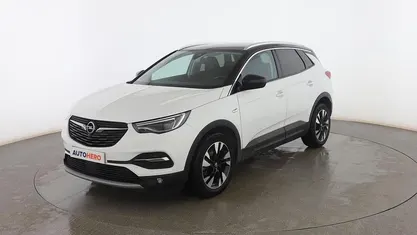 Usado Opel Grandland X Ultimate 130 CV (95 kW) 2021 Blanco SUV