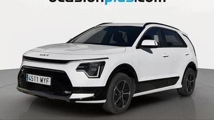 Usado Kia Niro 129 HP (94 kW) 2025 Branco SUV