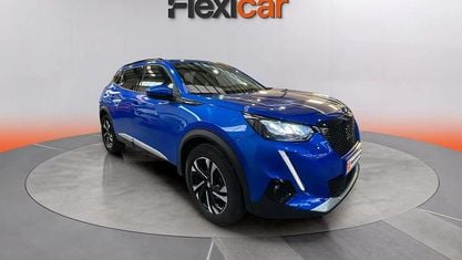 Usado Peugeot 2008 Allure 131 CV (96 kW) 2020 Azul SUV