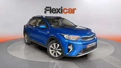 Usado Kia Stonic 84 HP (61 kW) 2023 SUV