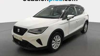Usado 2022 Seat Arona Style Plus SUV | 13.173 € (Super precio)
