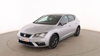 Usado Seat Leon Style 115 CV (84 kW) 2019 Gris Berlina