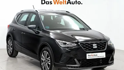 Usado Seat Arona FR 115 CV (84 kW) 2024 Negro SUV