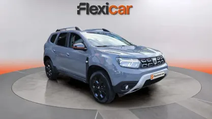 Käytetty Dacia Duster Extreme 101 HP (74 kW) 2022 Harmaa Katumaasturi