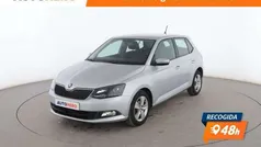 Gris Usado 2016 Skoda Fabia Ambition Utilitario | 9499 € (Precio justo)