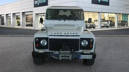 Begagnad Land Rover Defender 122 HK (89 kW) 2013 Vit SUV