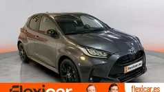 Gris Usado 2022 Toyota Yaris Hybrid Active Berlina | 19.490 € (Precio justo)