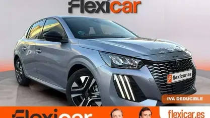 Usado Peugeot 208 Allure 101 CV (74 kW) 2025 Gris Utilitario