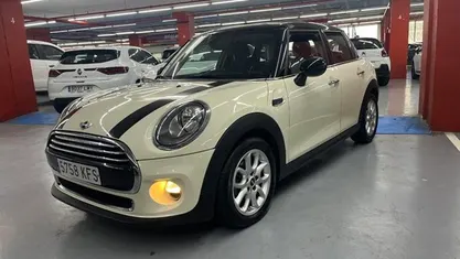 Usado Mini Cooper 136 CV (100 kW) 2017 Blanco Utilitario
