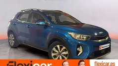 Usado 2023 Kia Stonic SUV | 14.490 € (Precio justo)