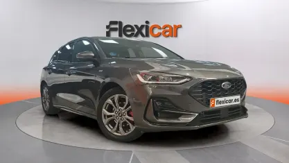 Usado Ford Focus ST-Line 125 CV (91 kW) 2022 Azul Berlina