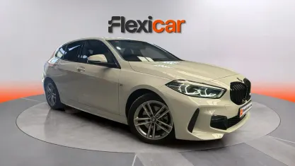 Usado BMW 118 150 CV (110 kW) 2021 Blanco Utilitario
