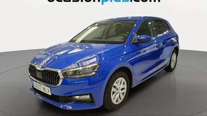Usado Skoda Fabia Ambition 110 CV (80 kW) 2023 Azul Utilitario