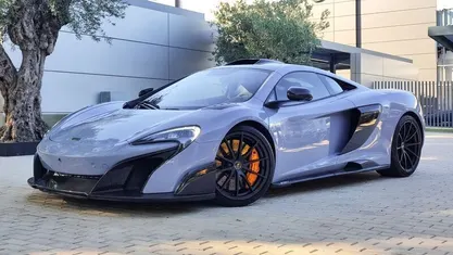 Usado McLaren 675LT 675 CV (496 kW) 2016 Gris claro Coupe