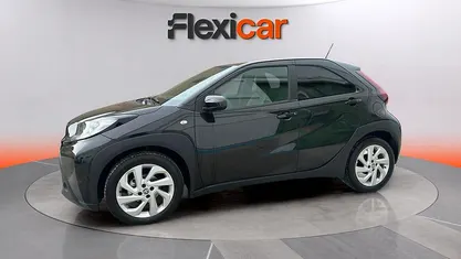 Usado Toyota Aygo X 72 CV (52 kW) 2024 Negro SUV