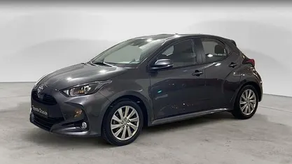 Usado 2023 Toyota Yaris Hybrid Active | 45.350 €