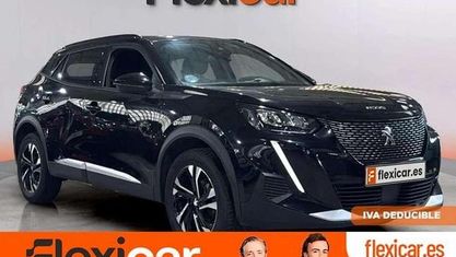 Käytetty Peugeot 2008 Allure 101 HP (74 kW) 2023 Musta Katumaasturi