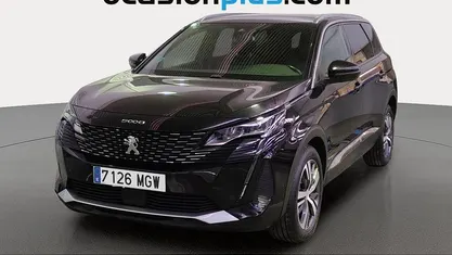Usado Peugeot 5008 Allure 131 CV (96 kW) 2023 Negro SUV
