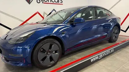 Usado Tesla Model 3 366 kW (498 CV) 2021 Azul Berlina