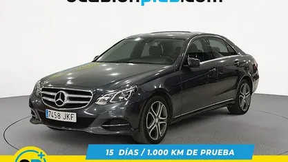 Gris Usado 2015 Mercedes E220 Berlina | 20.450 € (Precio justo)