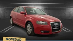 Rojo Usado 2005 Audi A3 Ambiente Utilitario | 5990 € (Precio justo)