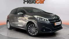 Usado 2018 Peugeot 208 Allure Utilitario | 8790 € (Buen precio)