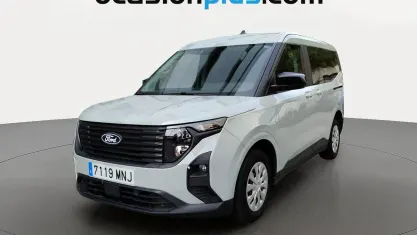 Begagnad Ford Tourneo Courier Trend 125 HK (91 kW) 2024 Grå Minibuss
