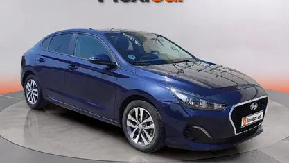 Usado Hyundai i30 120 CV (88 kW) 2020 Azul Berlina