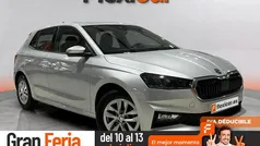 Gris Usado 2022 Skoda Fabia Ambition Berlina | 13.490 € (Precio justo)