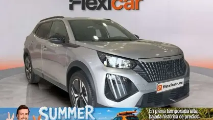 Usado Peugeot 2008 Allure 102 CV (75 kW) 2024 Gris SUV