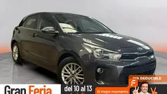 Gris Usado 2019 Kia Rio Berlina | 13.490 € (Precio justo)