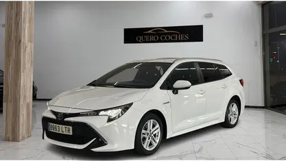Usado Toyota Corolla Active 122 CV (89 kW) 2021 Blanco Familiar