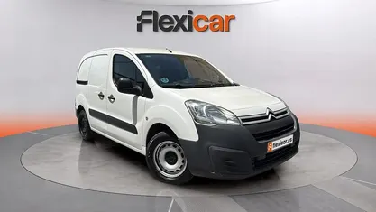 Usado Citroën Berlingo Feel 75 CV (55 kW) 2018 Blanco Monovolumen