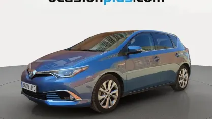 Usado Toyota Auris Hybrid Advance 136 CV (100 kW) 2017 Azul Utilitario