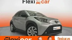 Gris / plata Usado 2022 Toyota Aygo Utilitario | 14.890 € (Precio justo)