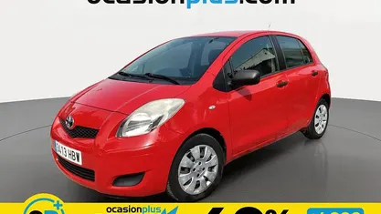Usado Toyota Yaris Live 90 CV (66 kW) 2011 Utilitario