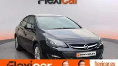 Usado 2015 Opel Astra Excellence Berlina | 9990 € (Precio justo)