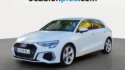 Usado Audi A3 Sportback S-Line 150 CV (110 kW) 2023 Blanco Utilitario