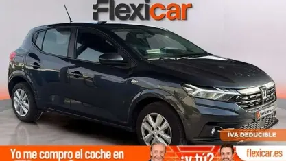 Usado Dacia Sandero Comfort 91 CV (66 kW) 2022 Negro Utilitario