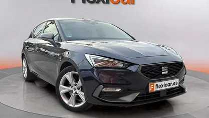 Usado Seat Leon Reference 90 CV (66 kW) 2022 Familiar
