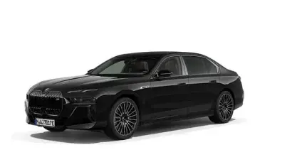 Usado BMW M760e 571 CV (419 kW) 2025 Negro Berlina