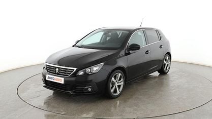 Usado Peugeot 308 Allure 130 CV (95 kW) 2019 Negro Berlina
