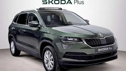 Verde Usado 2022 Skoda Karoq Ambition SUV | 20.990 € (Precio justo)
