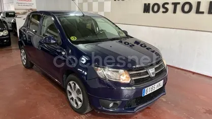 Usado Dacia Sandero Lauréate 90 CV (66 kW) 2012 Utilitario