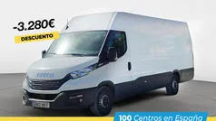 Blanco Usado 2023 Iveco Daily Berlina | 36.090 € (Precio justo)