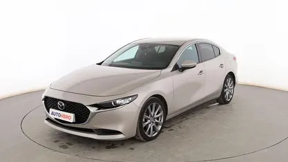 Używany Mazda 3 122 KM (89 kW) 2022 Brązowy Sedan/Limuzyna
