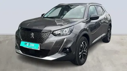 Gris Usado 2022 Peugeot 2008 Allure SUV | 21.300 € (Caro)