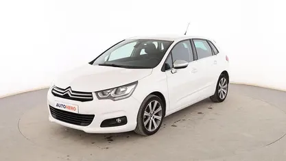 Begagnad Citroën C4 Feel 110 HK (80 kW) 2015 Vit Sedan